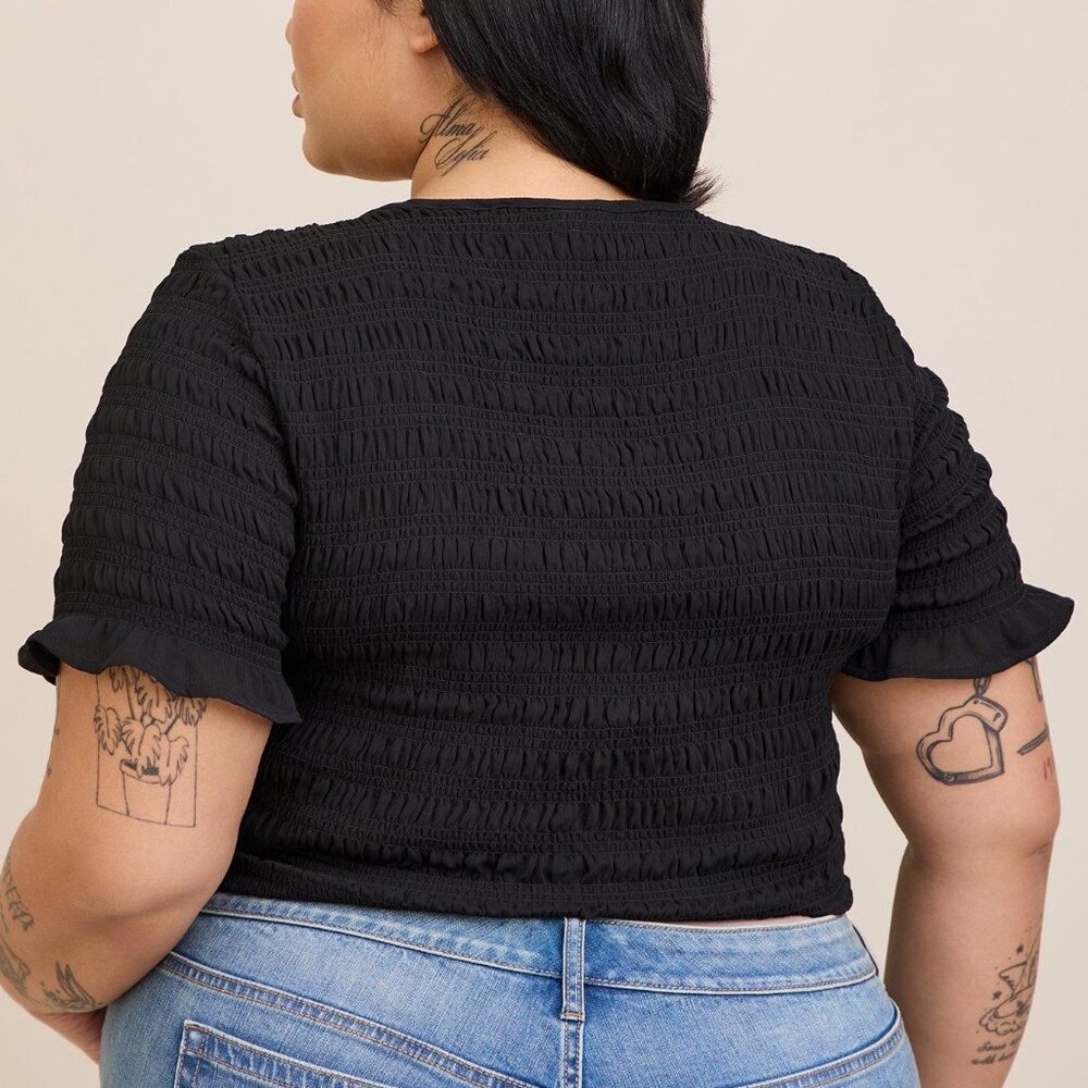 Torrid Chiffon Smocked Crop Top size 3 - Picture 3 of 4